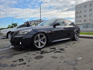 2007 BMW 5 серии 530d V (E60/E61), чёрный, 1600000 рублей, вид 1