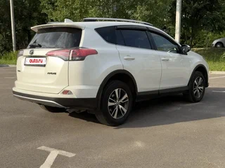 2016 Toyota RAV4 IV (XA40) Рестайлинг, белый, 2100000 рублей, вид 3