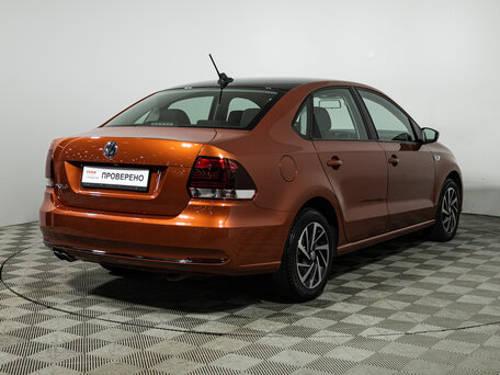 2018 Volkswagen Polo V Рестайлинг, оранжевый, 1099700 рублей, вид 5