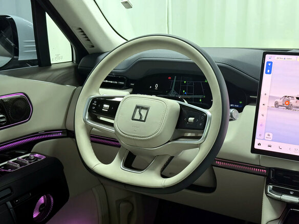 2026 Zeekr 9X 55 kWh (до 3.5 т), белый, 9800700 рублей - вид 10