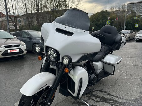 2023 Harley-Davidson Ultra Limited, белый, 3650000 рублей, вид 2