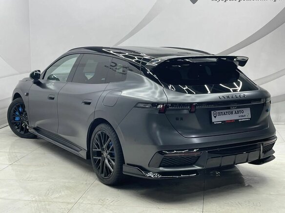 2026 Lynk & Co 07 GT I Рестайлинг, серый, 5690000 рублей - вид 6