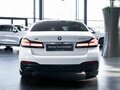 2021 BMW 5 серии 530i xDrive VII (G30/G31/G38) Рестайлинг, белый, 4990000 рублей - вид 4