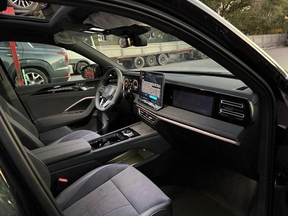 2026 Volkswagen Tiguan L II Рестайлинг (China Market), чёрный, 4775100 рублей - вид 12