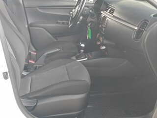2018 Kia Rio IV, белый, 1199000 рублей, вид 5
