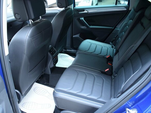 2021 Volkswagen Tiguan II Рестайлинг, синий, 2390000 рублей - вид 21