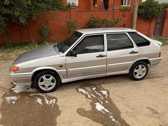 2007 Lada (ВАЗ) 2114, серебристый, 350000 рублей - вид 18