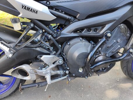 2016 Yamaha MT-09 Tracer (FJ-09), серый, 780000 рублей, вид 5