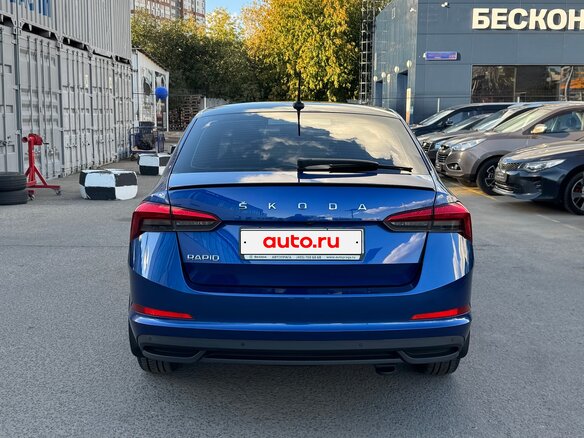 2020 Skoda Rapid II, синий, 1850000 рублей - вид 4