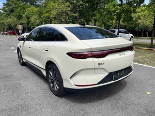 2026 BYD Qin L, бежевый, 1730000 рублей, вид 5