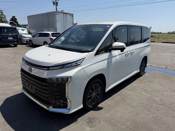 2025 Toyota Voxy IV (R90), белый