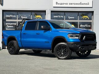 2022 Ram 1500 Quad Cab V, синий, 8300000 рублей, вид 3