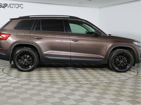 2019 Skoda Kodiaq I, коричневый, 2099990 рублей, вид 4