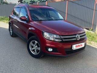 2013 Volkswagen Tiguan I Рестайлинг, красный, 1170000 рублей, вид 4