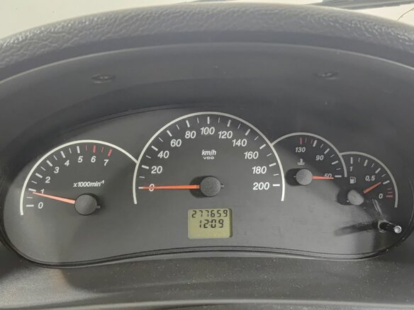 2011 Lada (ВАЗ) Priora I, белый, 125000 рублей - вид 15