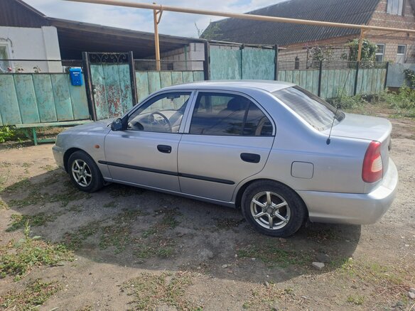 2008 Hyundai Accent ТагАЗ II, серебристый, 435000 рублей - вид 3