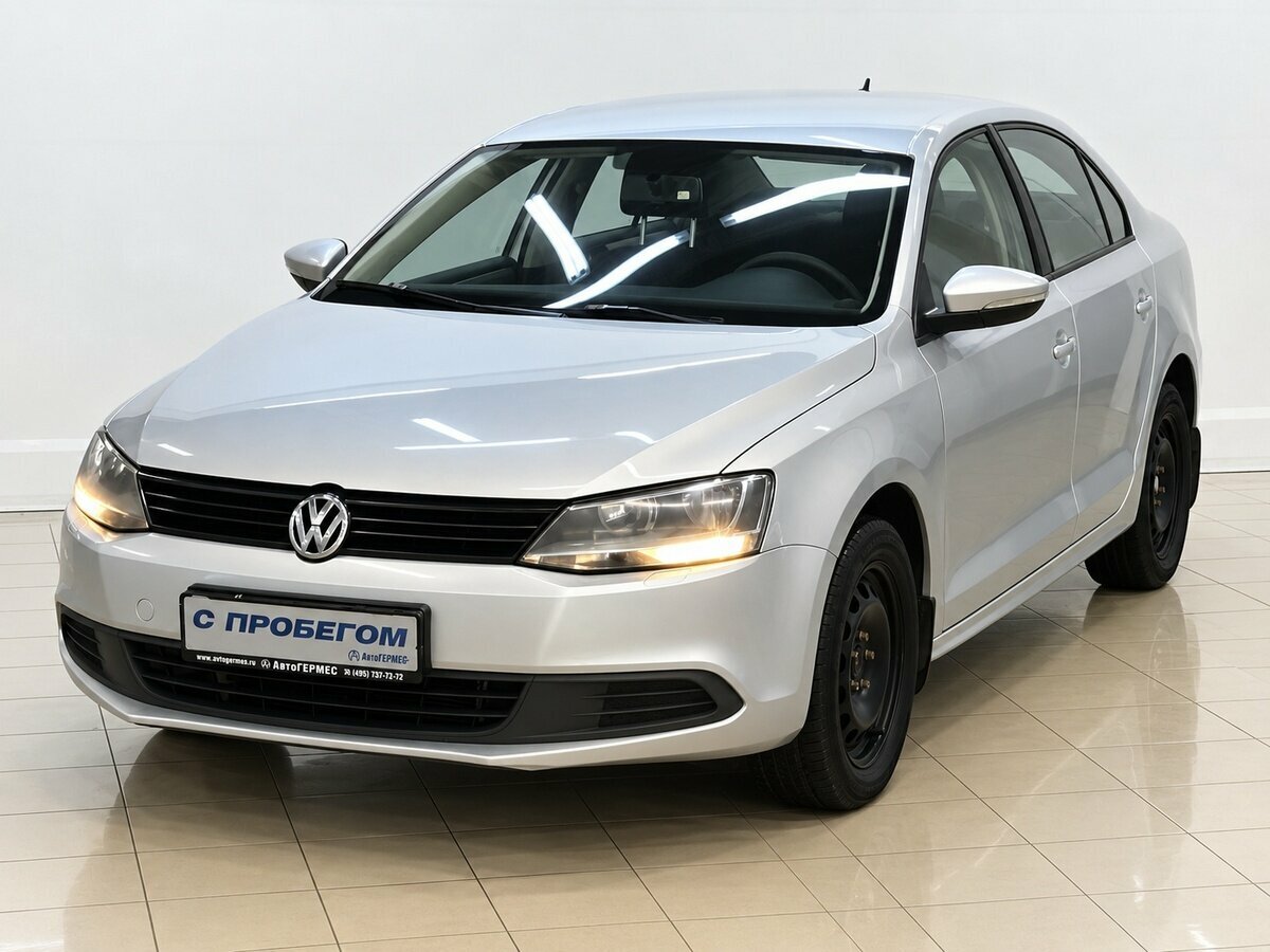Открыть фотографии: Volkswagen Jetta VI