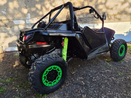 2014 Arctic Cat 1000 Series, чёрный, 1500000 рублей, вид 2