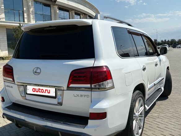 2012 Lexus LX 570 III Рестайлинг, белый - вид 7