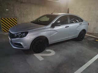 2018 Lada (ВАЗ) Vesta I, серебристый, 850000 рублей, вид 4