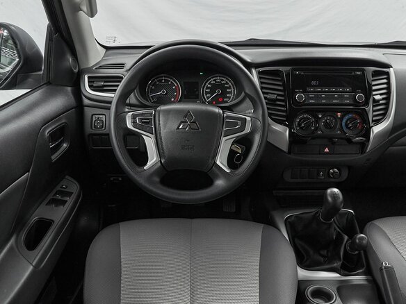 2022 Mitsubishi L200 V Рестайлинг, серый, 3990000 рублей - вид 9