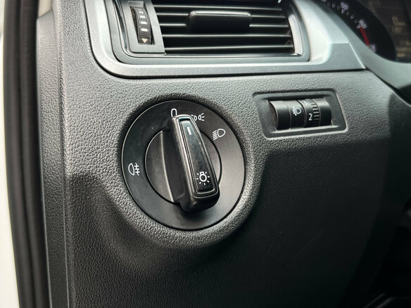 2016 Skoda Rapid I, белый, 790000 рублей - вид 17