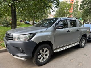 2015 Toyota Hilux VIII, серебристый, 3150000 рублей, вид 1
