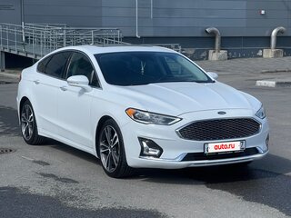 2018 Ford Fusion (North America) II Рестайлинг, белый, 1450000 рублей, вид 2