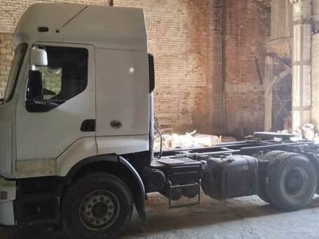 2012 Renault Premium, белый, 3900000 рублей, вид 5