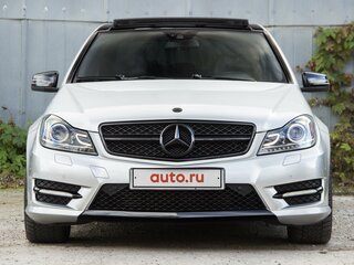 2012 Mercedes-Benz C-Класс 180 BlueEFFICIENCY III (W204) Рестайлинг, серебристый, 1700000 рублей, вид 2