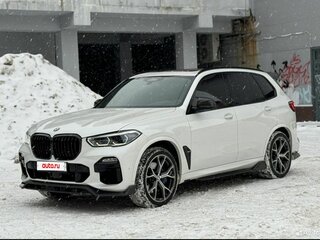 2019 BMW X5 40i IV (G05/G18), белый, 5300000 рублей, вид 1