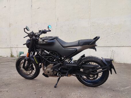 2022 Husqvarna Svartpilen 401, чёрный, 600000 рублей, вид 3