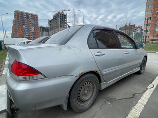 2006 Mitsubishi Lancer IX Рестайлинг, серебристый, 390000 рублей, вид 3