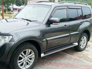 2012 Mitsubishi Pajero IV Рестайлинг 1, серый, 2500000 рублей, вид 1