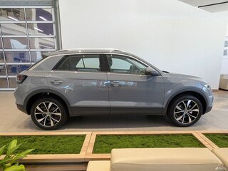2026 Volkswagen T-Roc II, серый, 3190000 рублей, вид 4