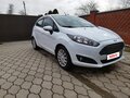 2015 Ford Fiesta Mk6 Рестайлинг, белый, 898000 рублей - вид 1