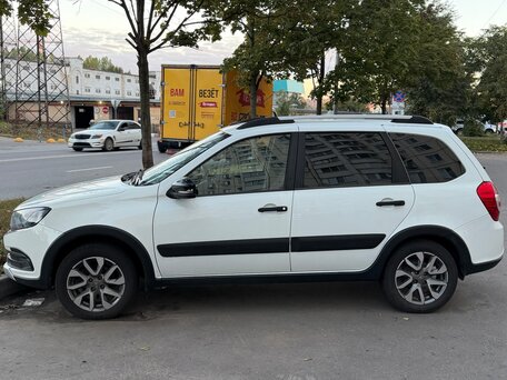 2021 Lada (ВАЗ) Granta Cross I Рестайлинг, белый, 729000 рублей, вид 4