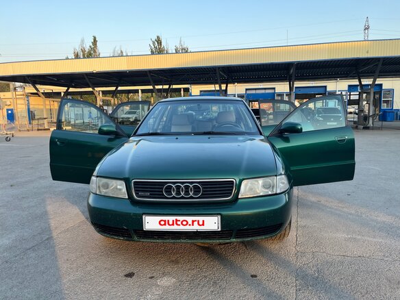 1997 Audi A4 I (B5), зелёный, 380000 рублей - вид 2