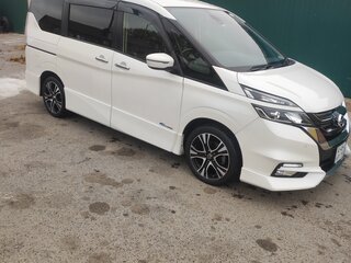 2016 Nissan Serena S-Hybrid V (C27), белый, 2100000 рублей, вид 3