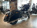2021 Harley-Davidson Road Glide, чёрный, 3490000 рублей - вид 3