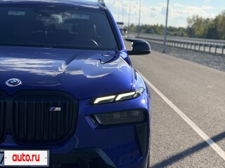 2022 BMW X7 M60i I (G07) Рестайлинг, синий, 13700000 рублей, вид 3