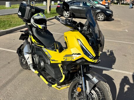 2025 Honda X-ADV, жёлтый, 1600000 рублей, вид 1