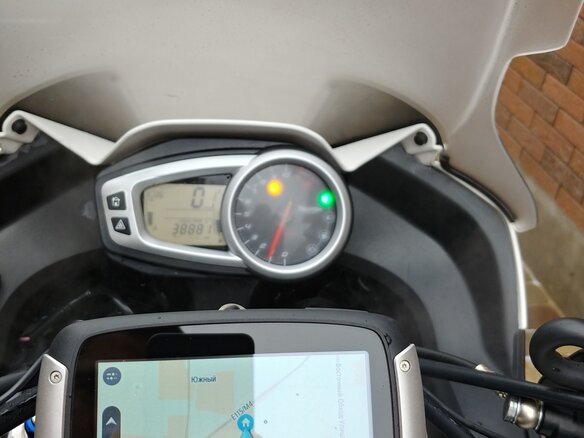 2013 Triumph Tiger 1050, белый - вид 9