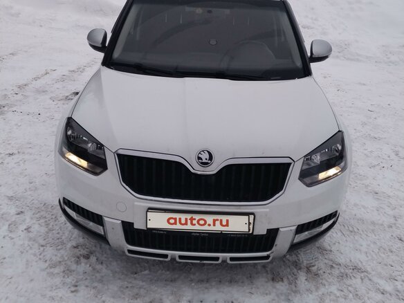 2017 Skoda Yeti I Рестайлинг, белый, 1300000 рублей - вид 1