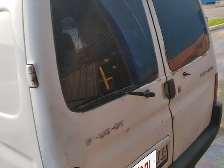 2011 Peugeot Partner, белый, 250000 рублей, вид 4