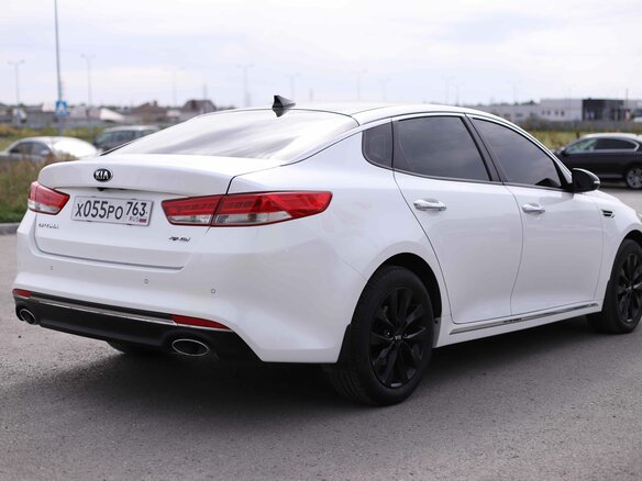 2017 Kia Optima IV, белый - вид 4