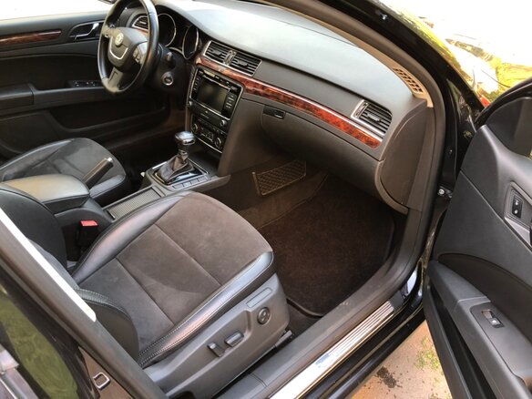 2012 Skoda Superb II, чёрный - вид 10