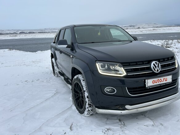 2015 Volkswagen Amarok Double Cab full-time I, синий, 2450000 рублей - вид 2