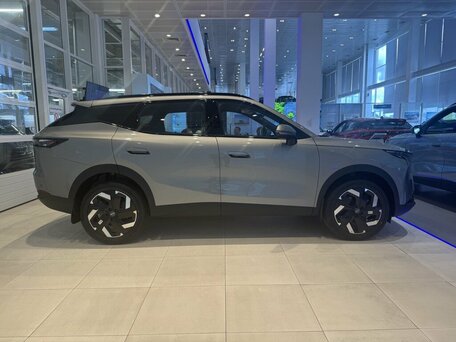 Omoda C7