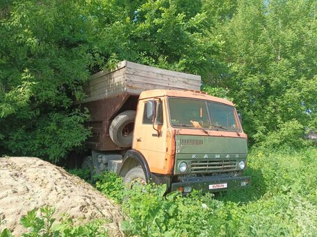 1989 КамАЗ 5511, зелёный, 600000 рублей, вид 1